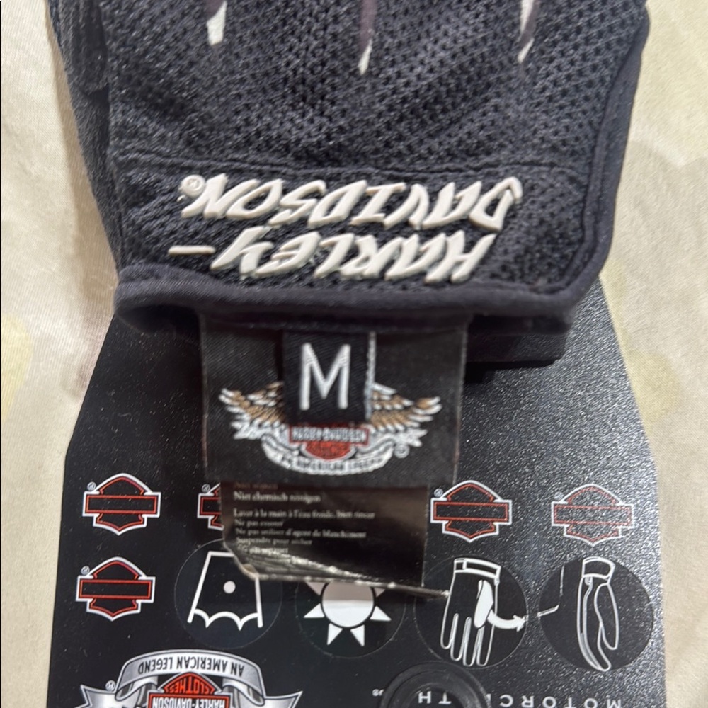 Harley-Davidson Black Riding Gloves - Picture 2 of 4